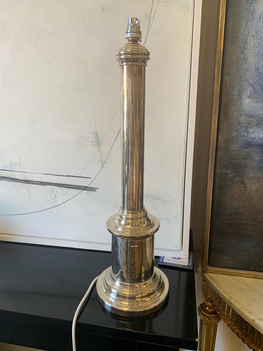 White metal column table lamp - Image 2 of 3