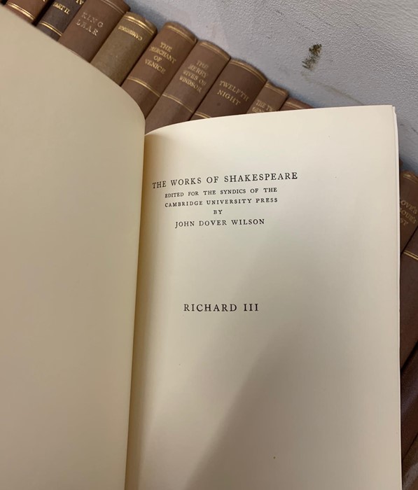 Shakespeare's works Cambridge University Press (Thirty Three Volumes) 1926 - Image 4 of 4