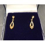 Two Pairs of 9 ct gold earrings