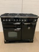 Rangemaster classic deluxe five burner. H92cm D108cm L100cm