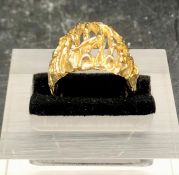 A yellow gold bark style ring in 9ct, makers mark LJB (6.7g)