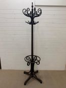 A coat stand with eight coat hooks (H225cm)