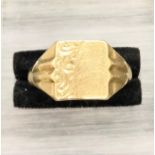 A 9 ct yellow gold ring