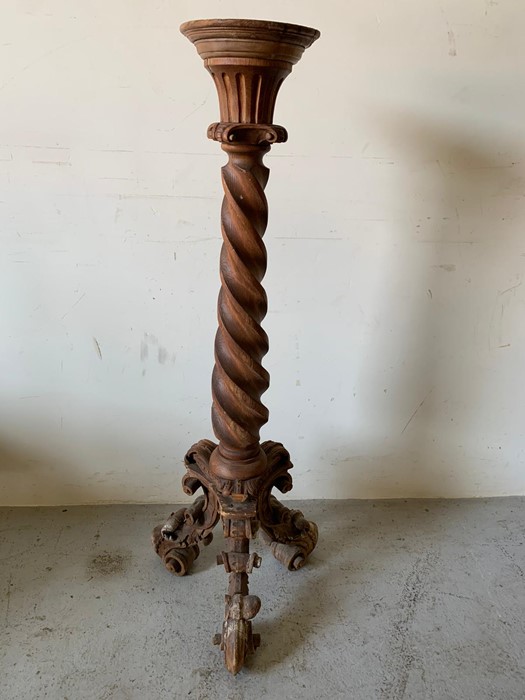 Pine torchiere with spiral column on tripod scrolled feet (H130cm)