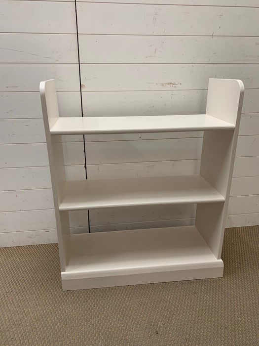 White open book shelf (H90cm W76cm D38cm)