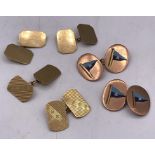 A selection of 9 ct gold cuff links (19.3g)