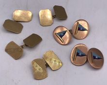 A selection of 9 ct gold cuff links (19.3g)