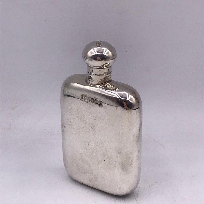 A small silver hip flask by HNN & Co Sheffield 1925 hallmark - Image 3 of 4
