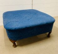 A Queen Ann style foot stool (H35cm Sq80cm)