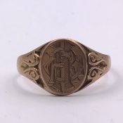A 9 ct gold Signet ring (3.2g) Size Y