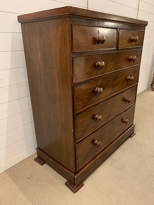 A mahogany chest of drawers two over four long (H125cm W104cm D50cm) - Image 3 of 3