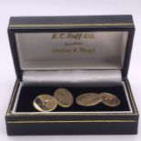 A Pair of 9ct gold gold Gents cuff links (9.8g)