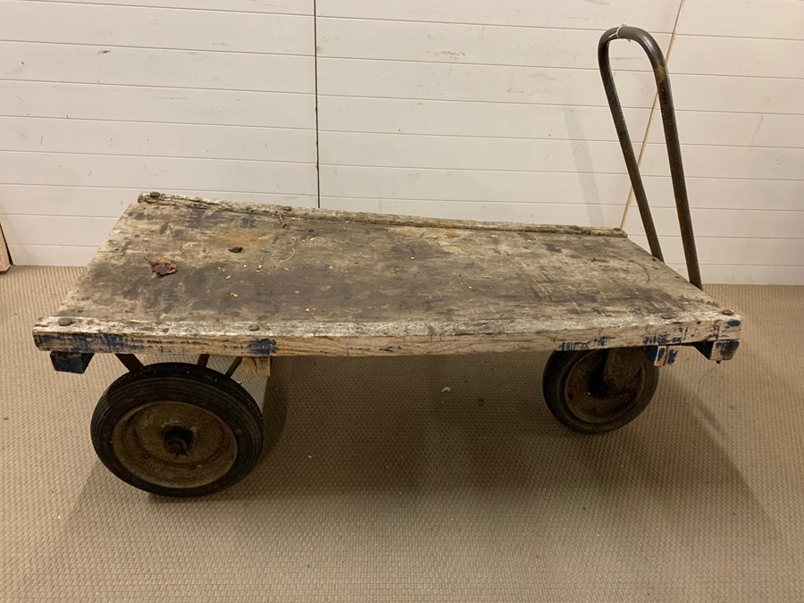 An Industrial three wheel trolley (Length 154 cm x Width 74 cm x Height 55 cm) - Image 2 of 5