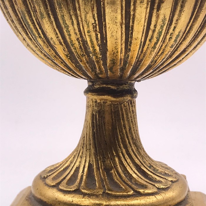 A classical styled vase - Image 4 of 6