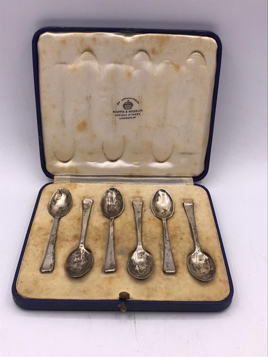 A Boxed Mappin & Webb hallmarked silver teaspoons