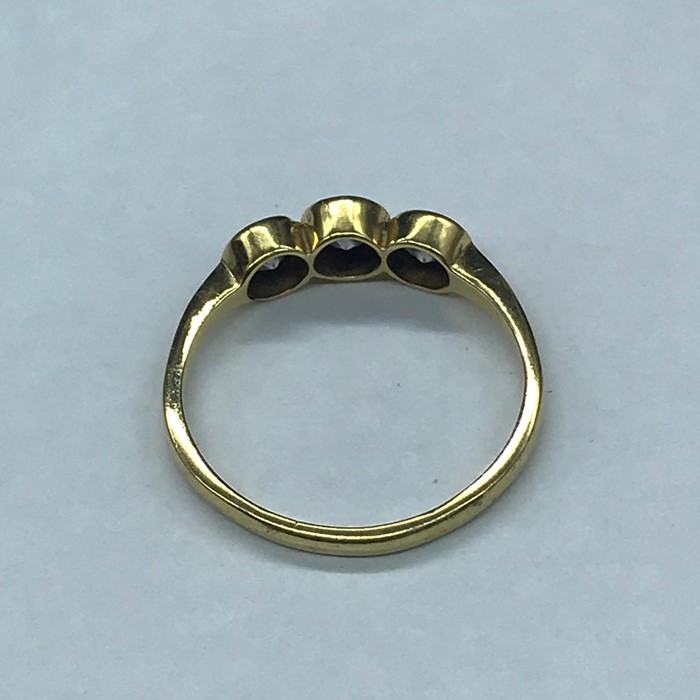 A Three stone diamond ring in 18ct gold ).5Ct Total - Image 2 of 7