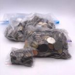 A large quantity of foreign coins (About 5 kilos)