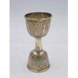 A silver cup (Approx 22g)
