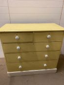 A vintage painted pine chest of drawers (H41cm W44cm D28cm)