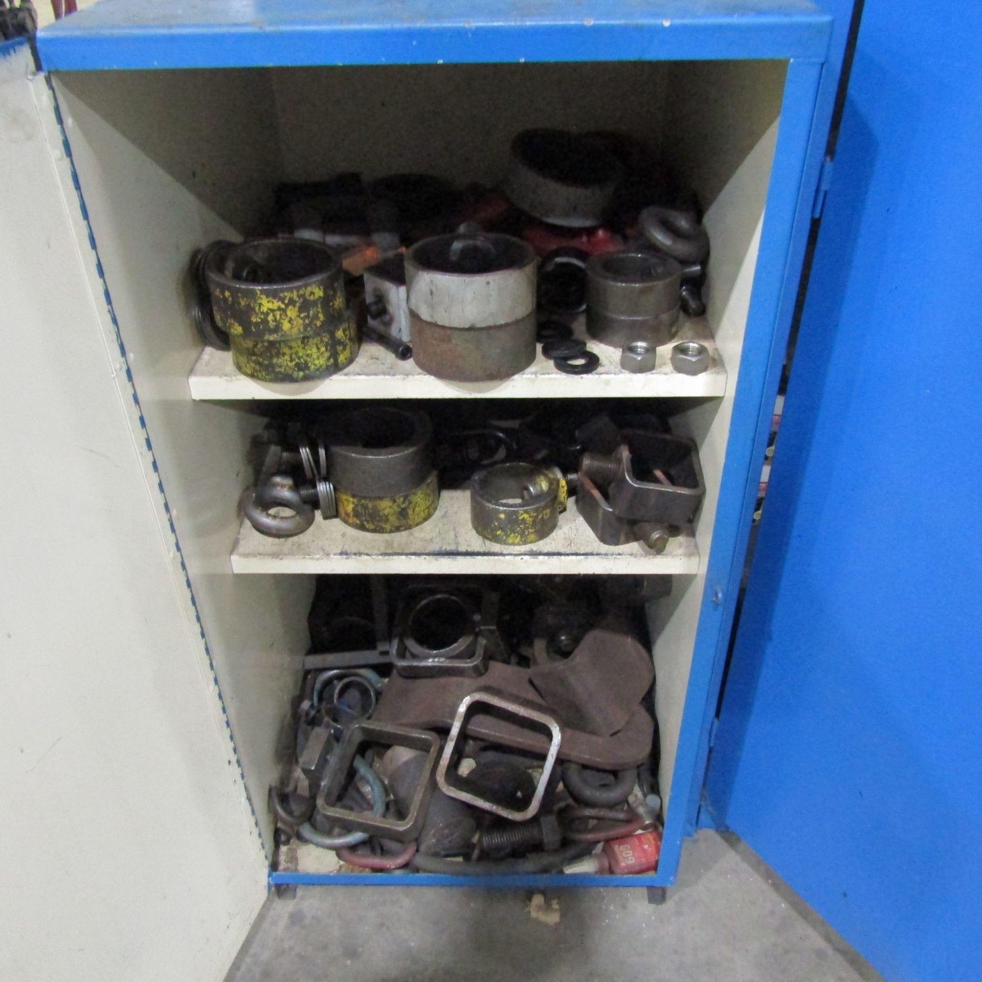 36 in. Cabinet with Assorted Lifting Equipment - Image 2 of 2