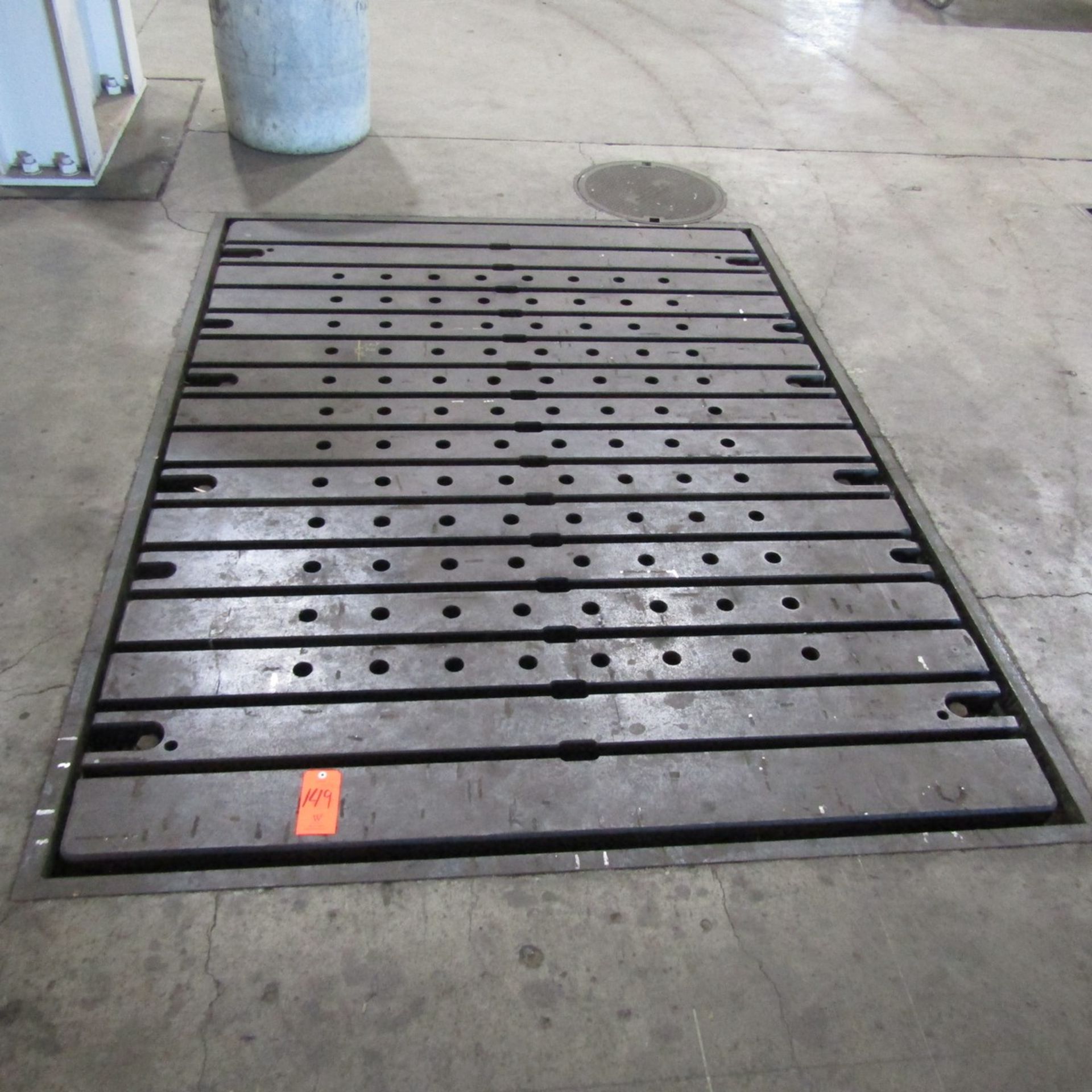 9 ft. x 5 ft. x 10 in. thick (approx.) Steel Floor Plate