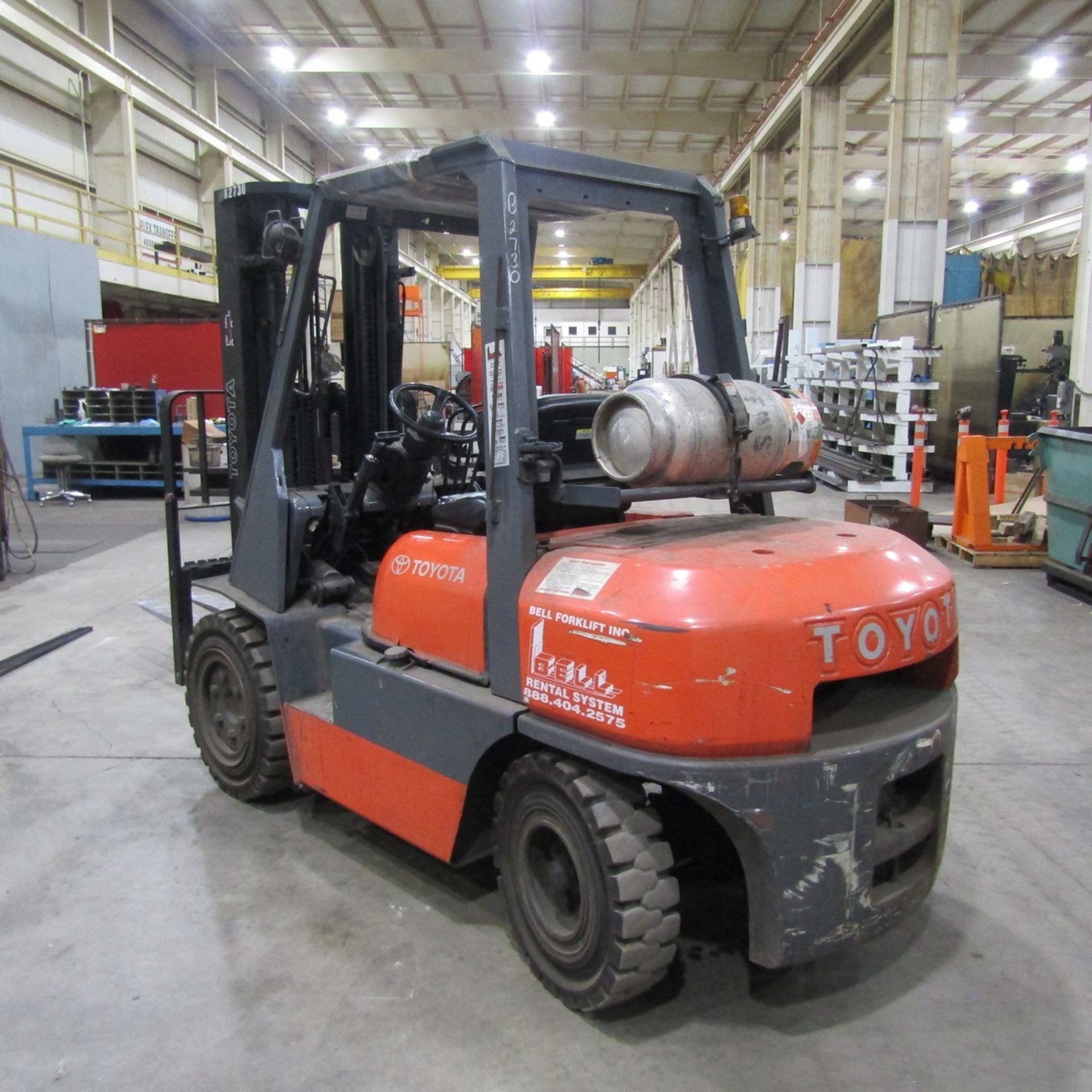 Toyota 7,000 lb. Cap. Model 52-6FGU35 LP Fork Lift Truck, S/N: 60759; 3-Stage Mast - Image 4 of 7