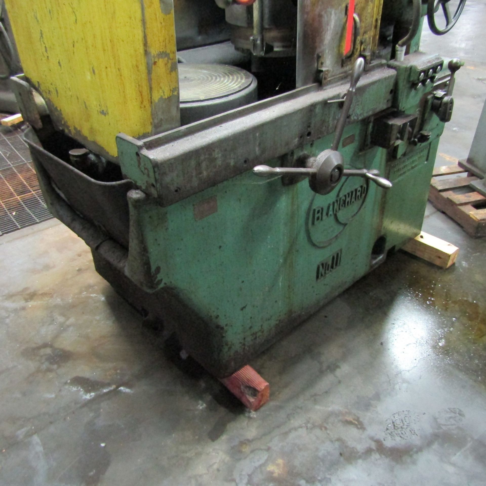 Blanchard No. 11 Rotary Surface Grinder, S/N: 5655; with 16 in. Dia. Chuck (Ref. #: 525) - Image 6 of 7