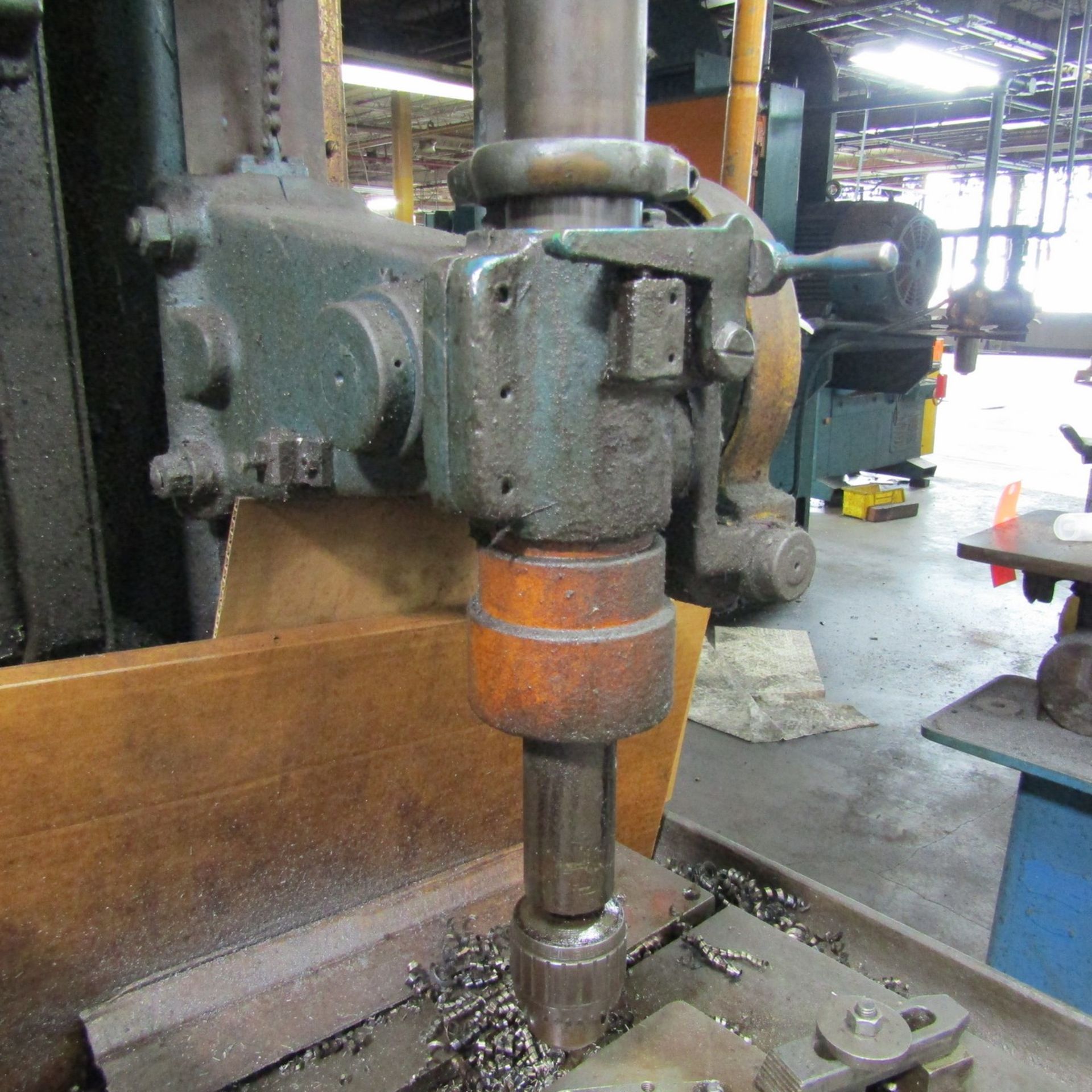 Avey 24 in. Single Spindle Vertical Boring Machine (Ref. #: 1847) - Image 3 of 4