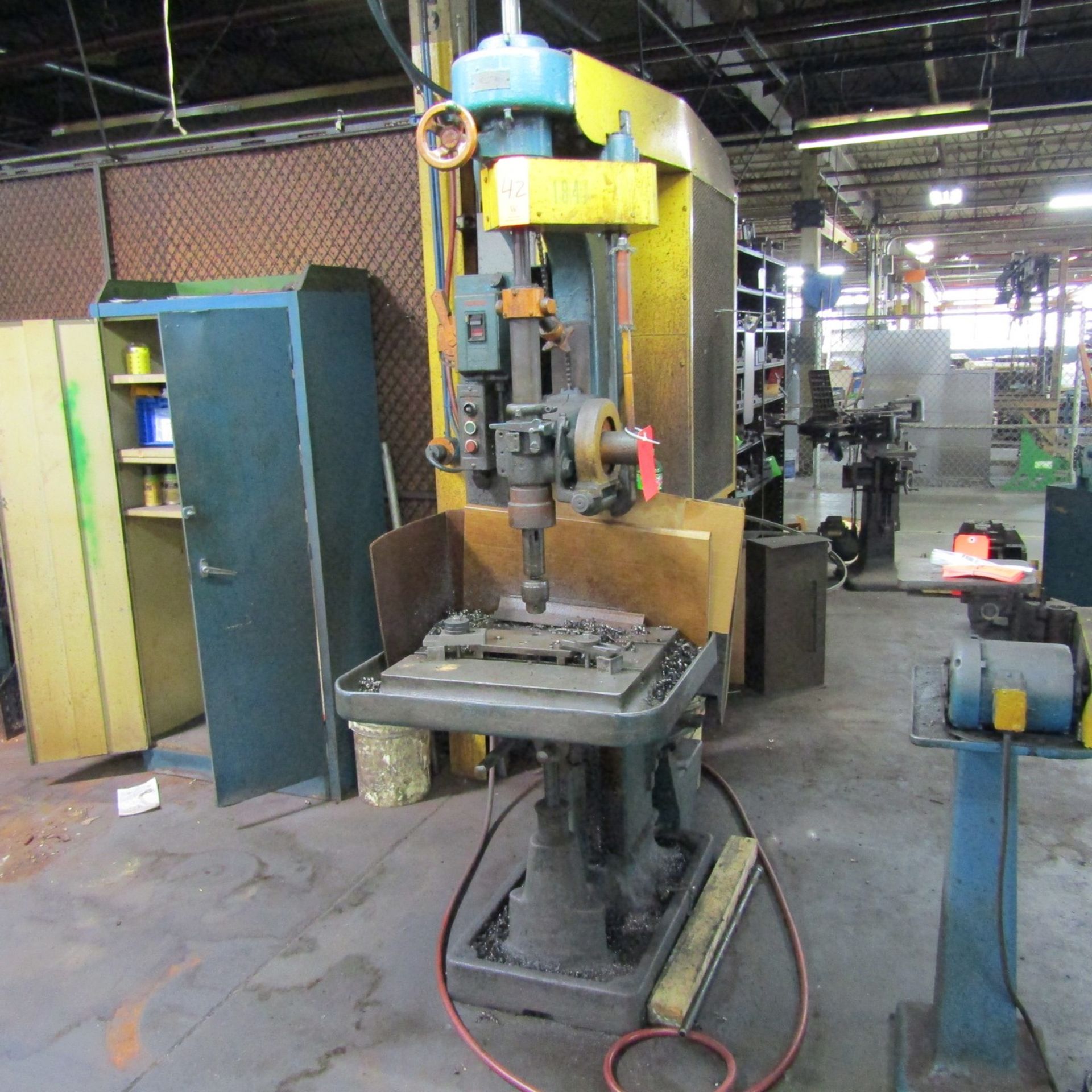 Avey 24 in. Single Spindle Vertical Boring Machine (Ref. #: 1847) - Image 2 of 4