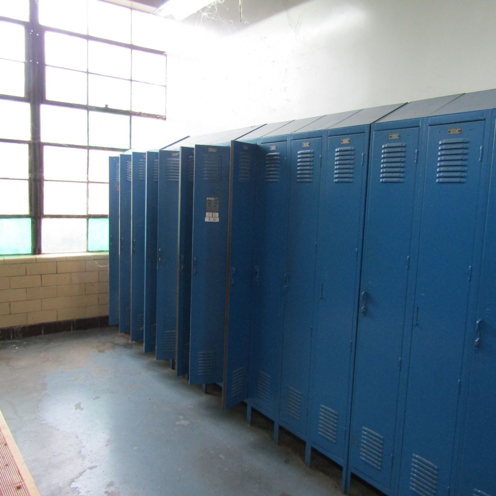 Lot - Assorted Lockers - Image 2 of 3