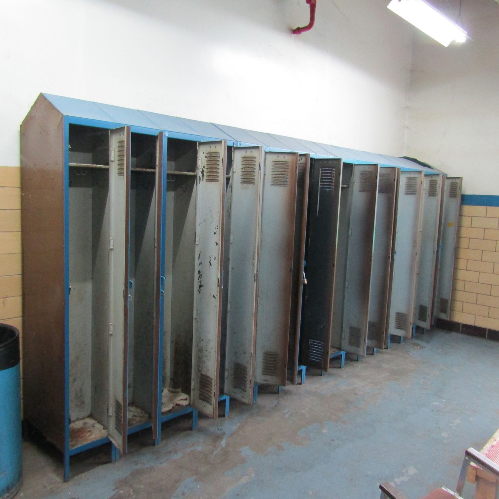 Lot - Assorted Lockers - Image 3 of 3