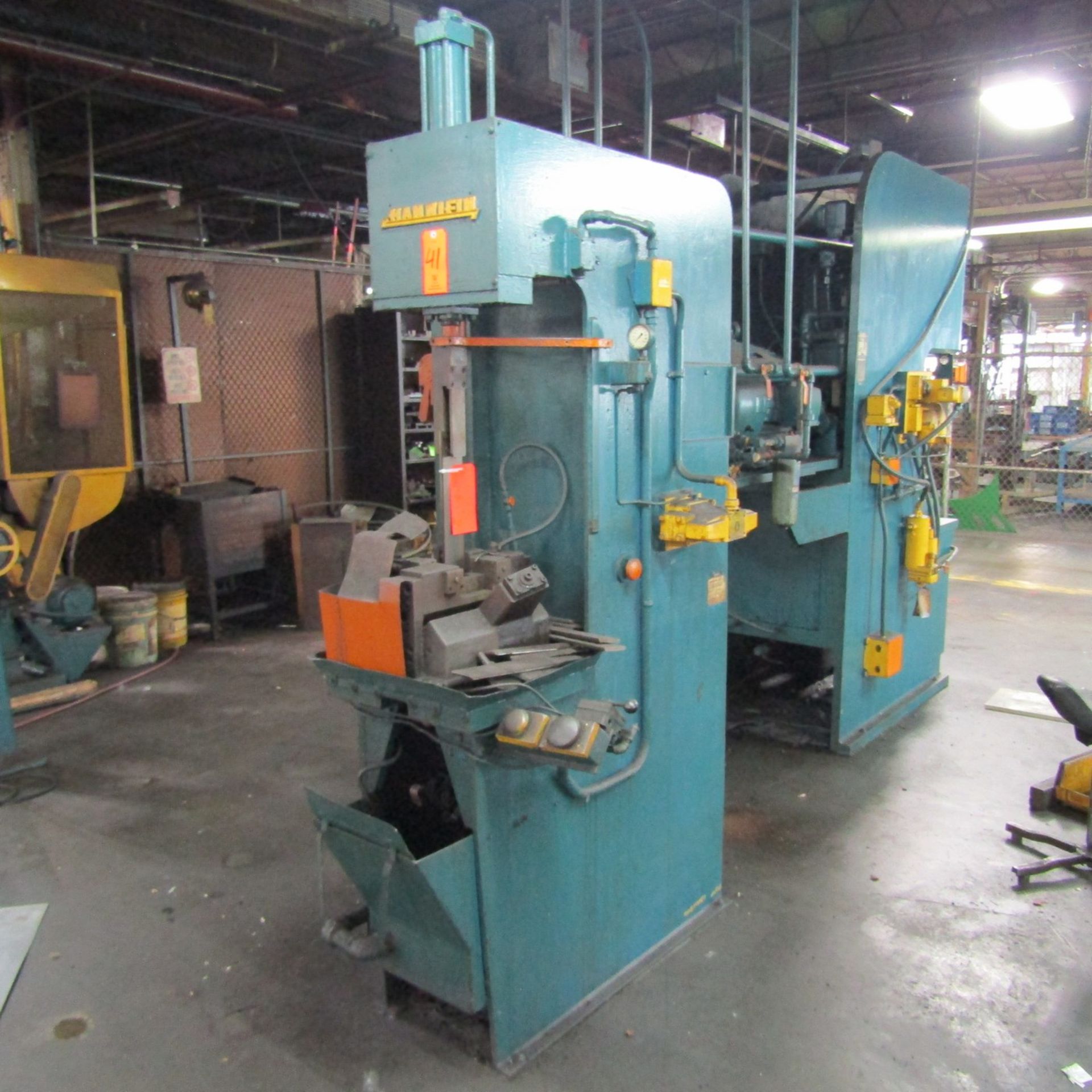 Hannifin Model F-56273 Hydraulic Press, S/N: F-53273; Palm Buttons (Ref. #: 1827) - Image 2 of 4