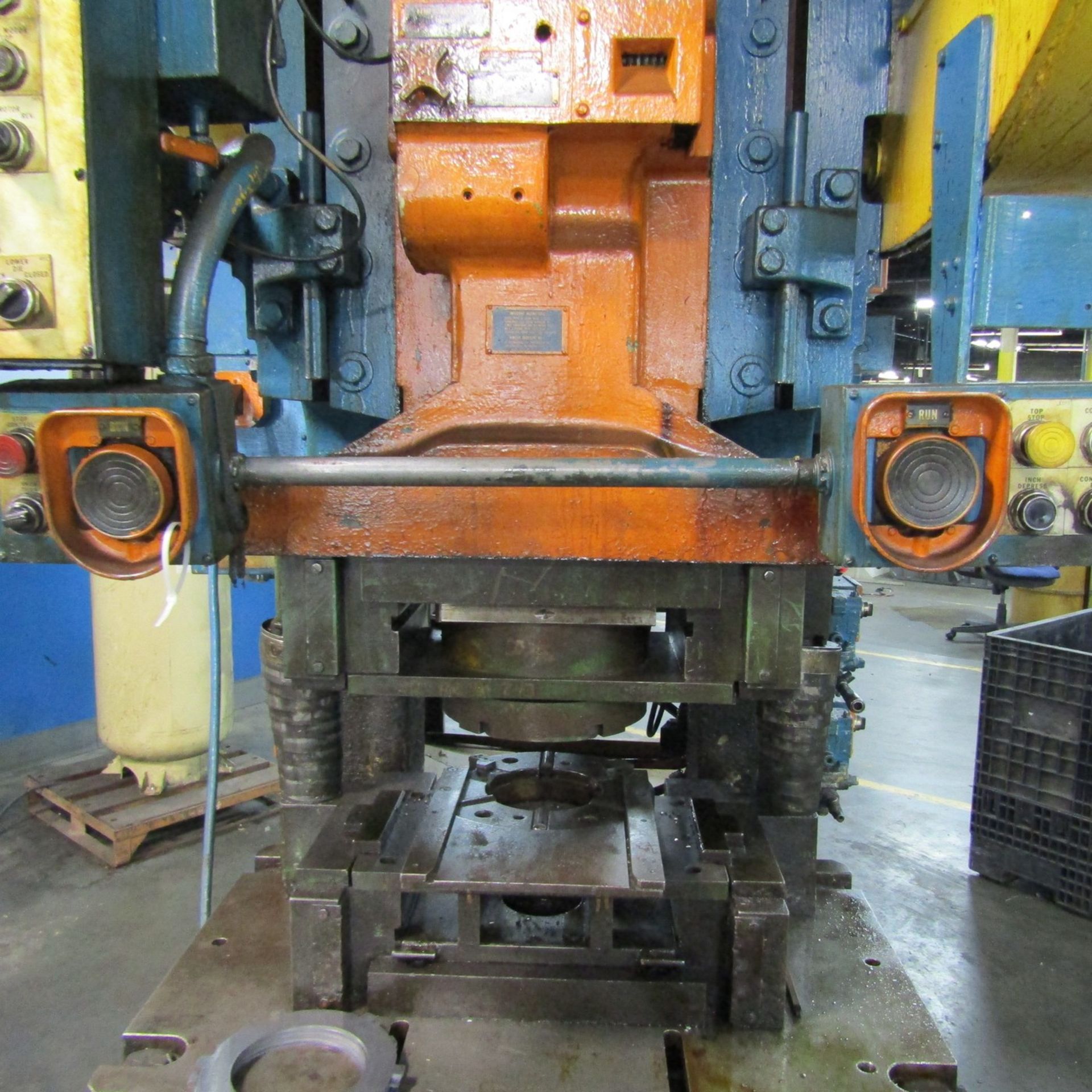 Minster 75-Ton Cap. No. 7 O.B.I. Back-Geared Punch Press, S/N: 7D-SS-25917; with 4 in. Stroke, 21 - Image 4 of 8