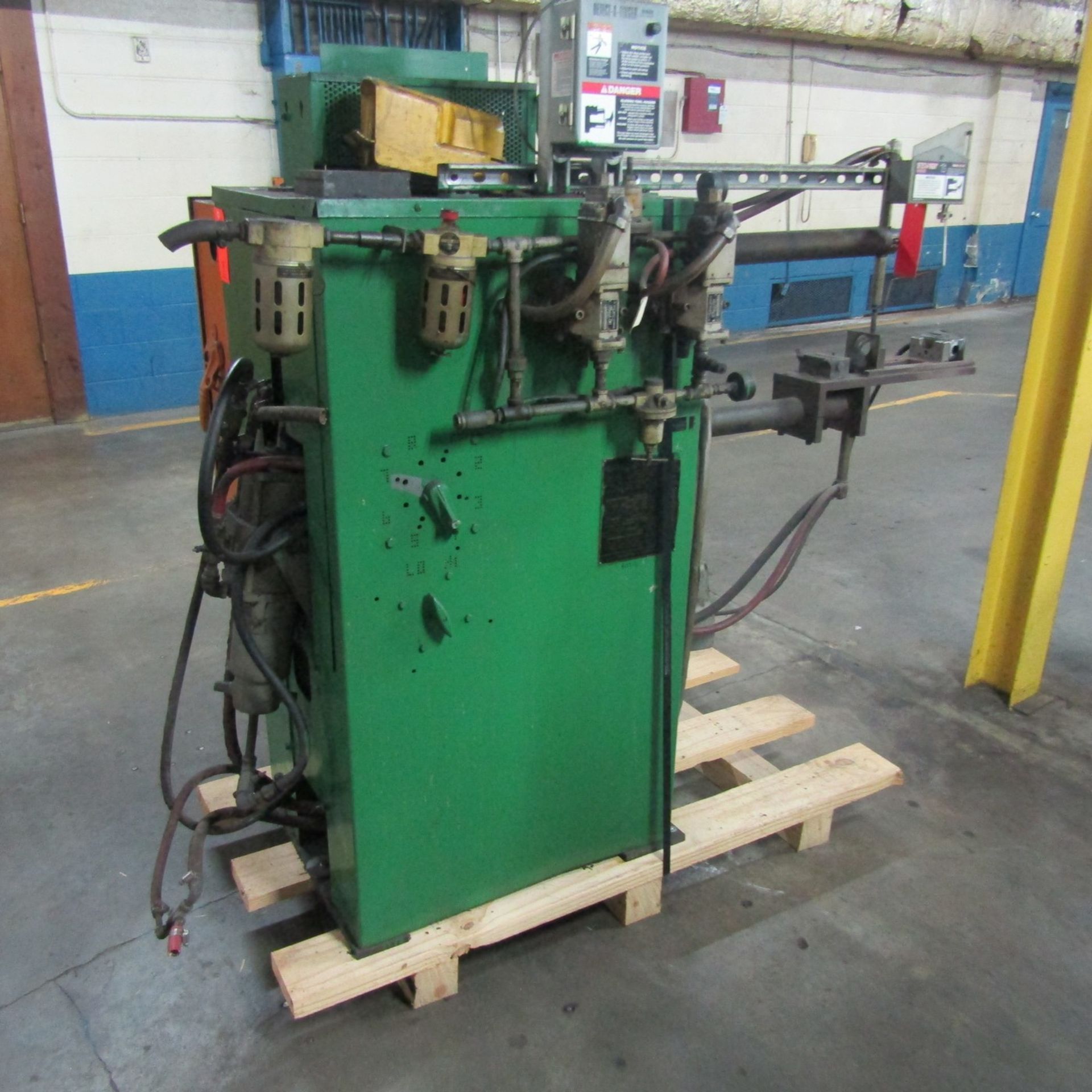 Taylor Winfield 30-KVA Model ND-24-30AIROPER Spot Welder, S/N: 73916-B; with 24 in. Throat, Detect- - Image 5 of 5