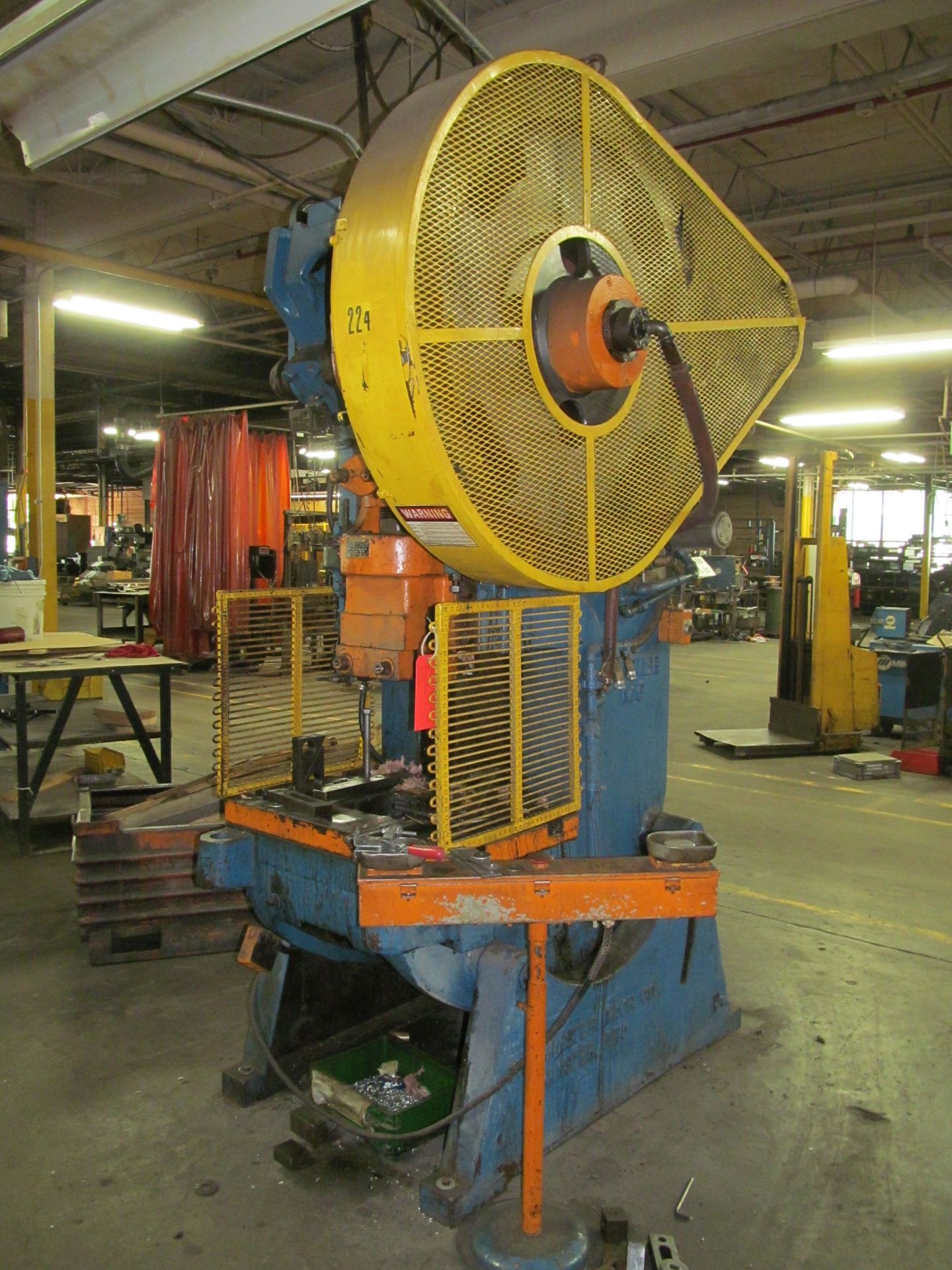 Minster 60-Ton Cap. No. 6 O.B.I. Punch Press, S/N: 6-8294; with 4 in. Stroke, 3 in. Slide