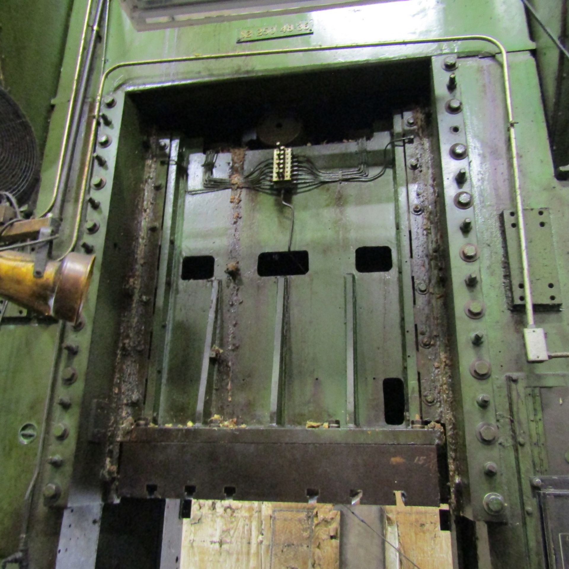 Steelweld 250-Ton Cap. Model S2-250-48-36 Straight Side Double Crank Stamping Press, S/N: P-1055; - Image 5 of 10