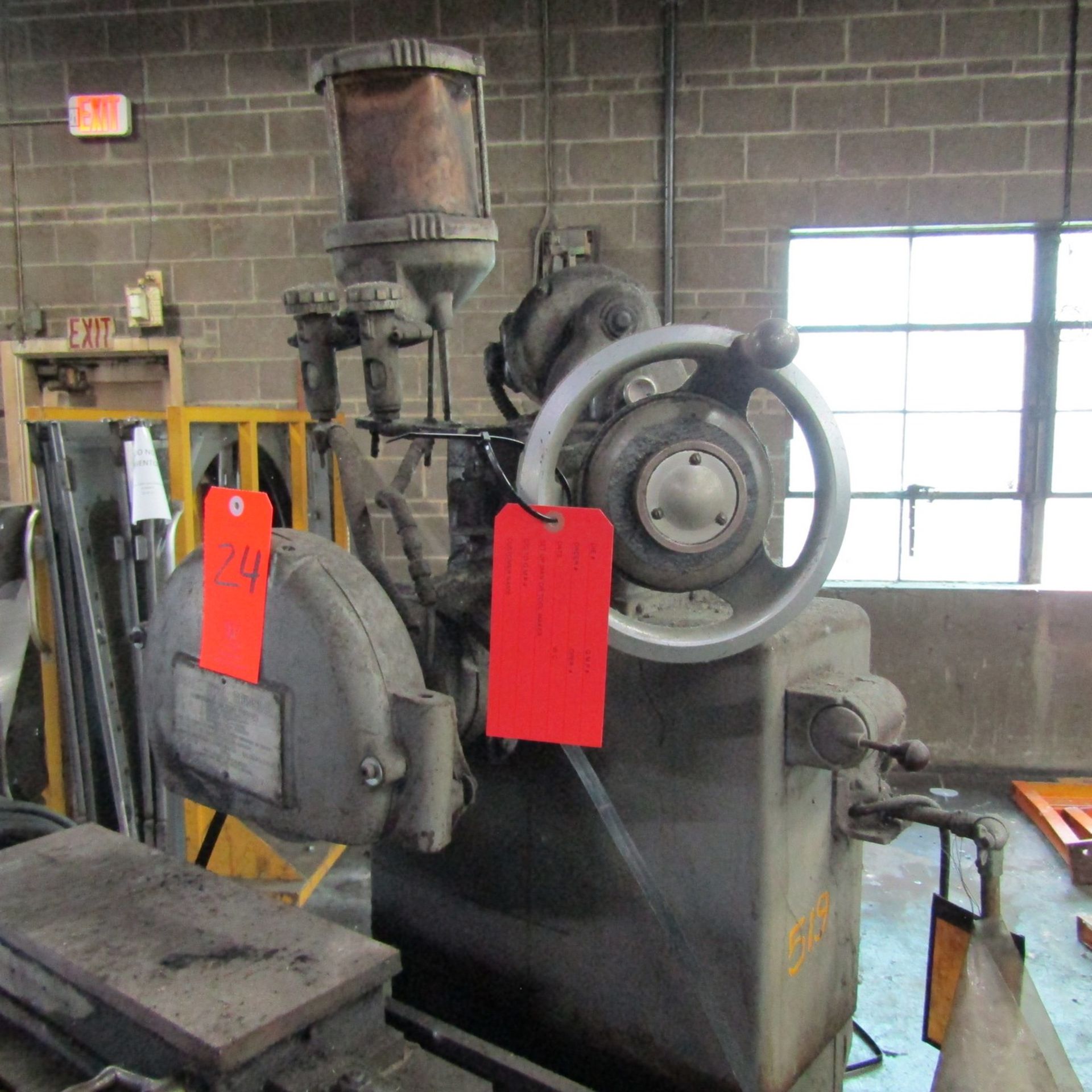 DoAll 6 in. x 18 in. Model G-10 Surface Grinder, S/N: G10C51423; (Ref. #: 519(1570)) - Image 2 of 4