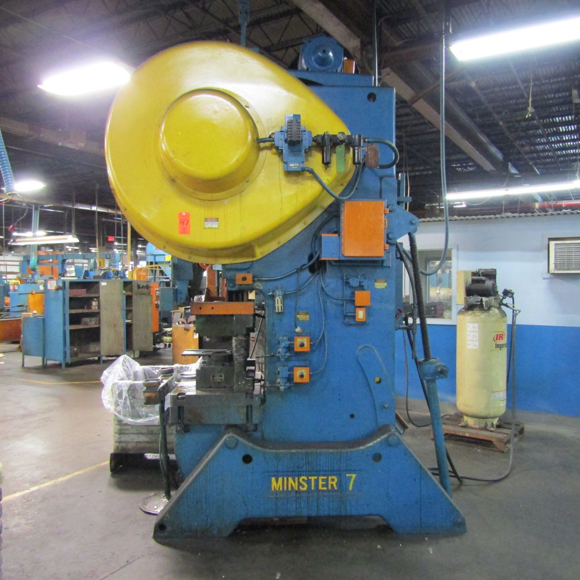 Minster 75-Ton Cap. No. 7 O.B.I. Back-Geared Punch Press, S/N: 7D-SS-25917; with 4 in. Stroke, 21 - Image 2 of 8