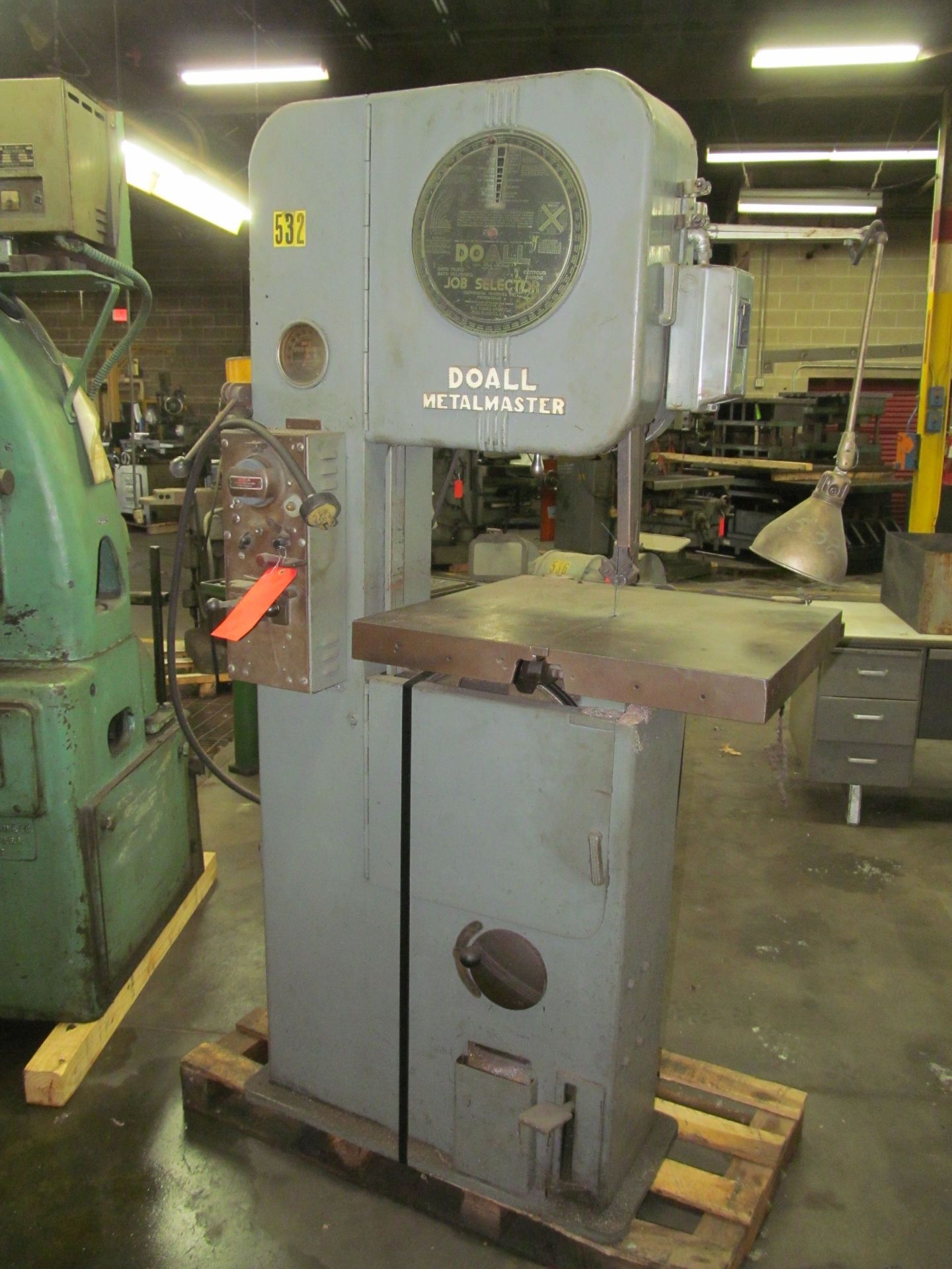 DoAll 16 in. Model Metalmaster Job Selector Tilting Table Vertical Band Saw, S/N: 423406; with Model