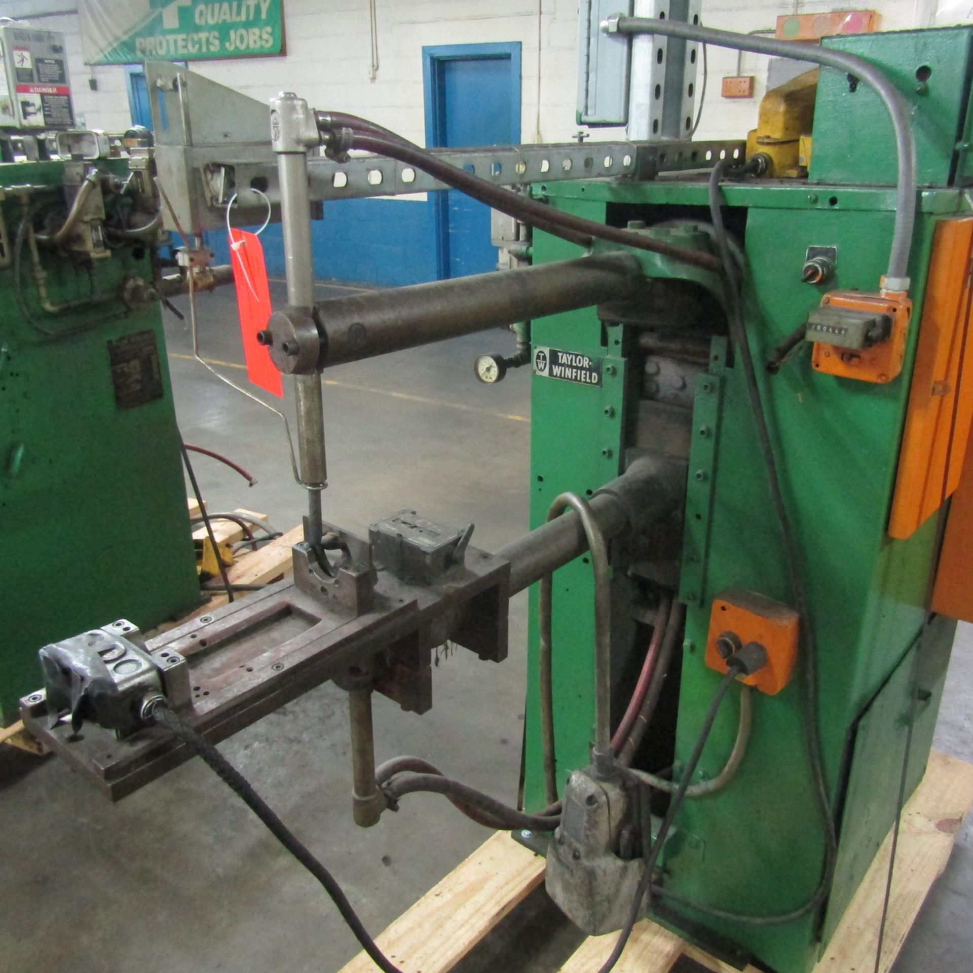Taylor Winfield 30-KVA Model ND-24-30AIROPER Spot Welder, S/N: 73916-B; with 24 in. Throat, Detect- - Image 4 of 5