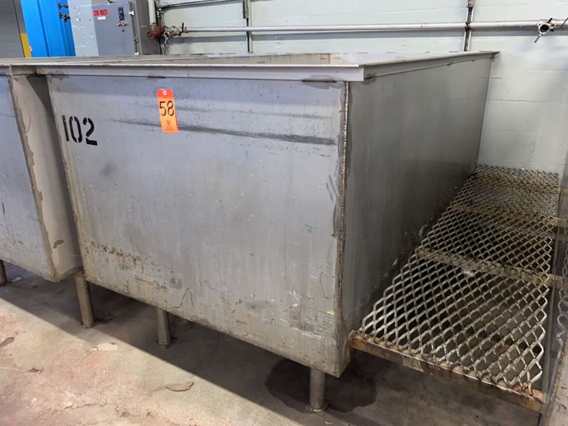 Lot - (2) 850 Gallon Cap. Stainless Steel Rectangular Tanks; with Bottom Perforated Screen, (4) - Image 2 of 5