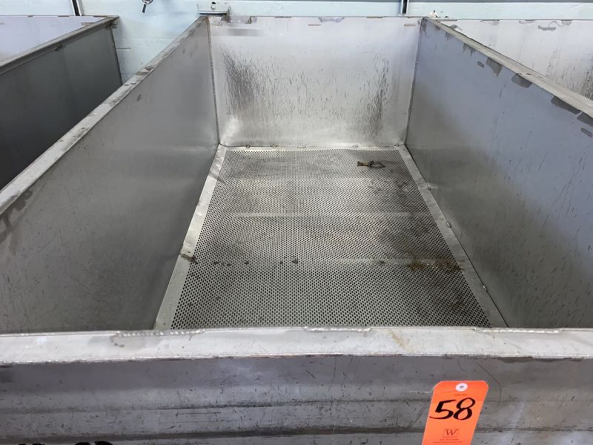 Lot - (2) 850 Gallon Cap. Stainless Steel Rectangular Tanks; with Bottom Perforated Screen, (4) - Image 5 of 5