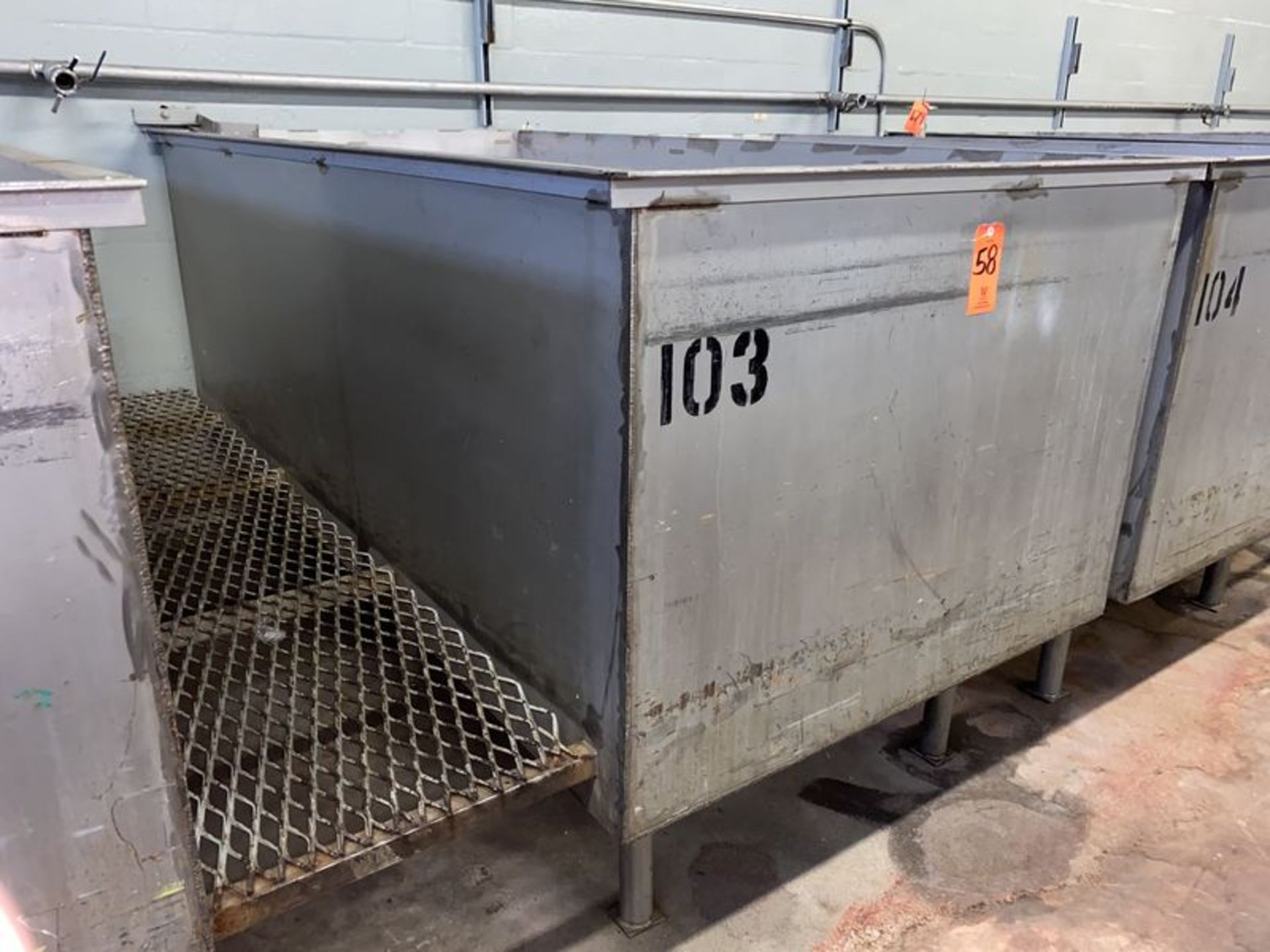 Lot - (2) 850 Gallon Cap. Stainless Steel Rectangular Tanks; with Bottom Perforated Screen, (4) - Image 3 of 5