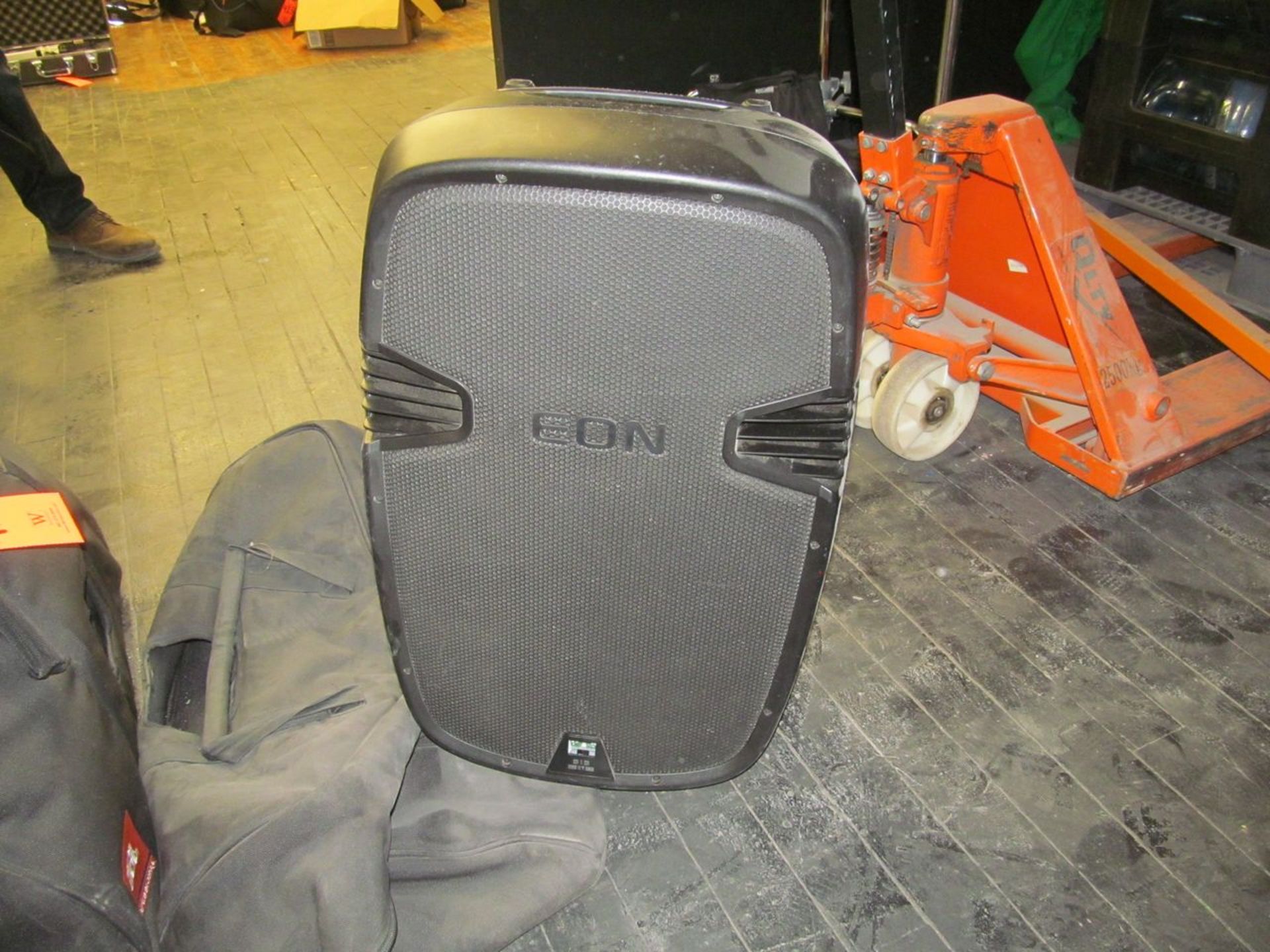 Lot - (4) JBL Eon 515X2 Speakers; with Carrying Bags - Image 2 of 4