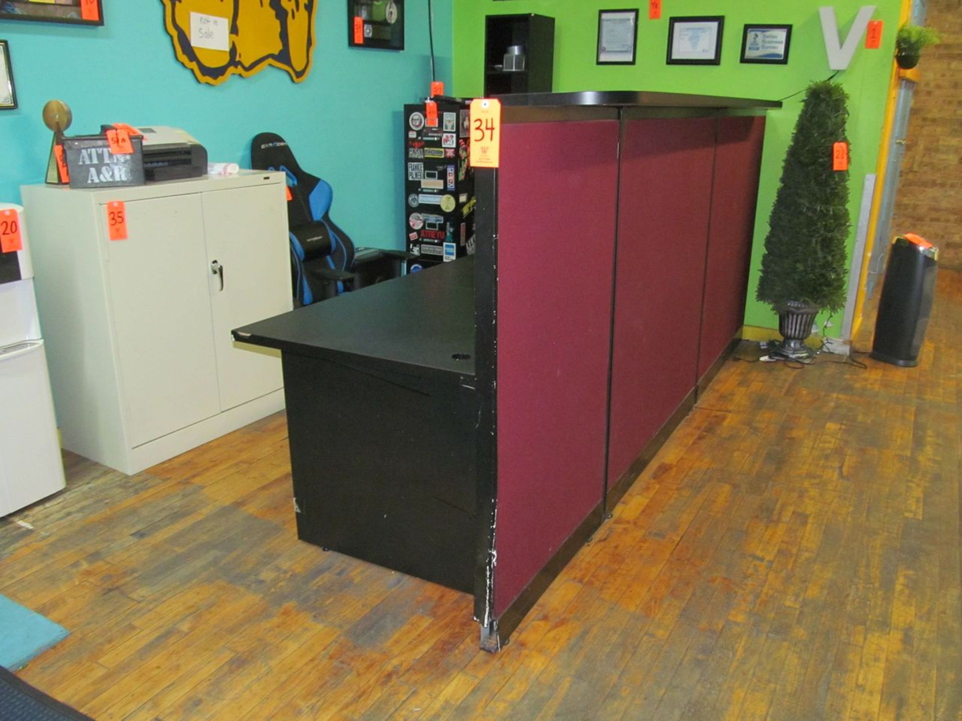 Reception Desk; with Disc Storage Shelf - Image 3 of 3