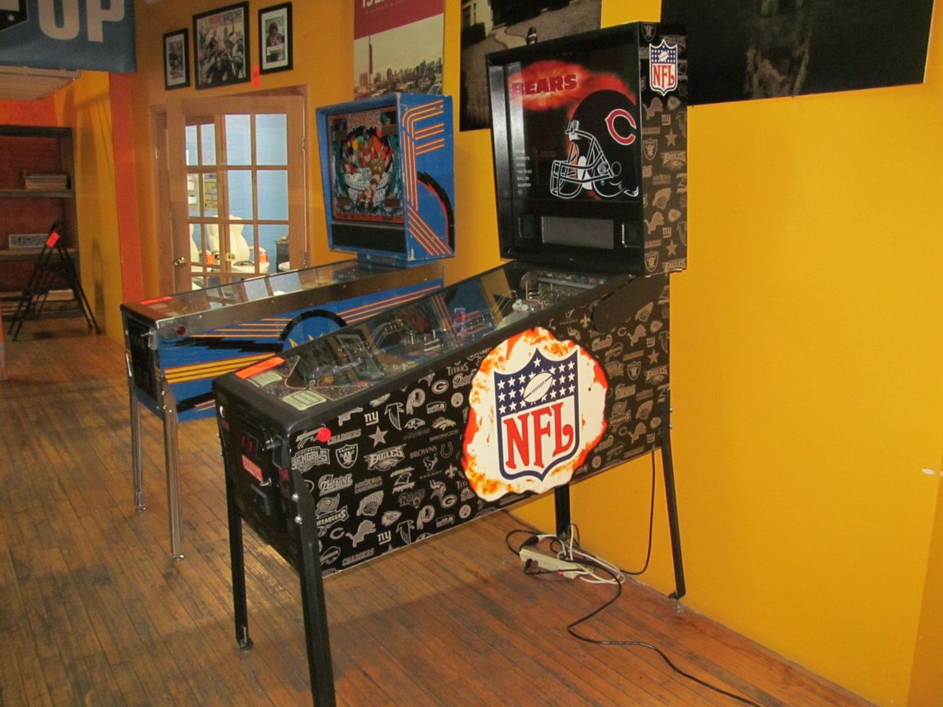 Stern Electronics "Chicago Bears" Pinball Machine (Sold - Subject to Approval)