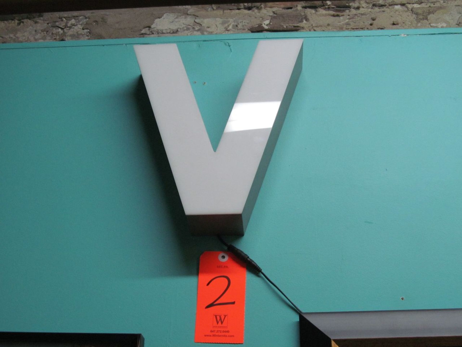 Small "V" for Victory Lighted Sign