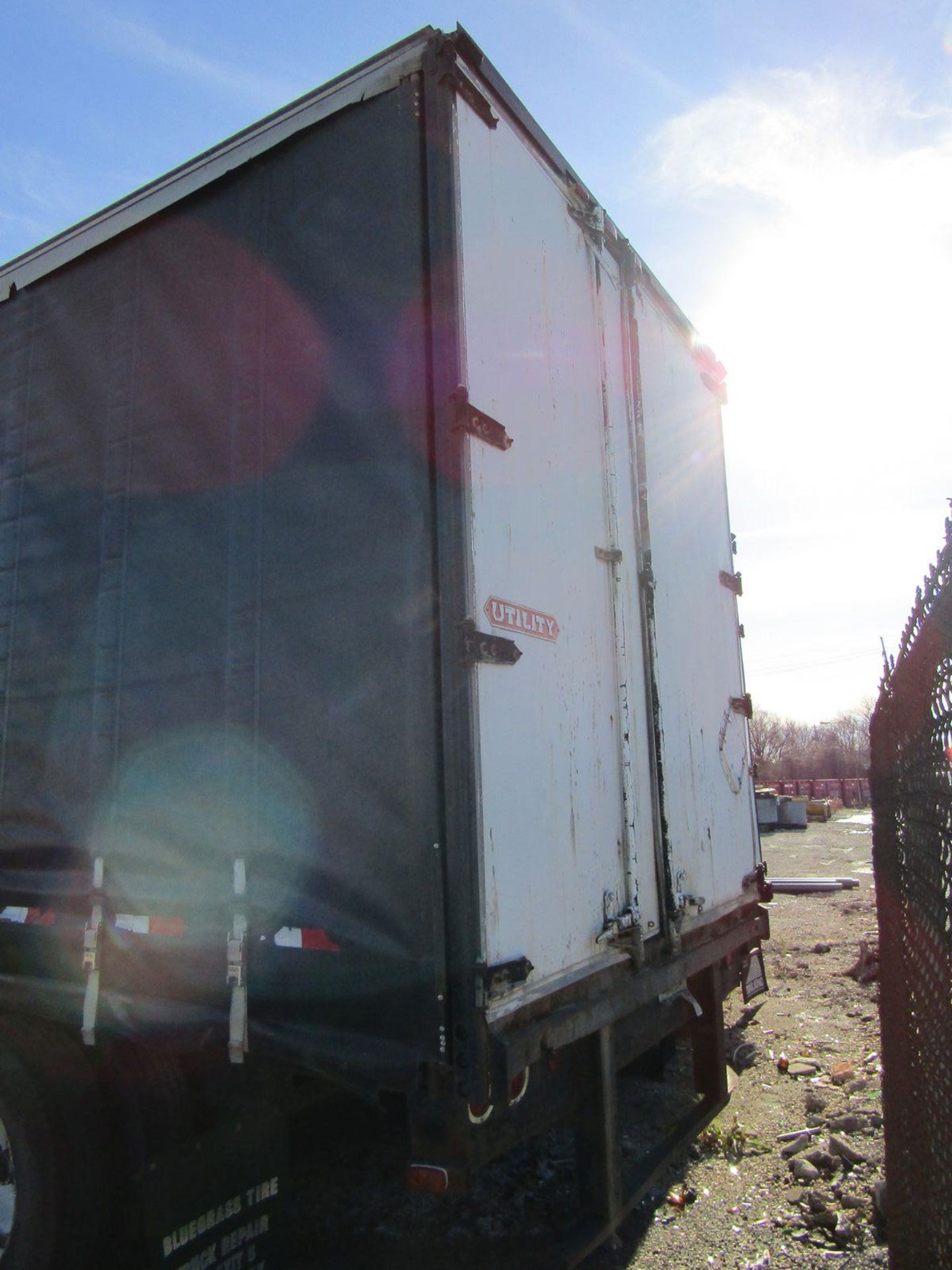 Utility 48 ft. Model TS2CHE Tautliner Tandem Axle Curtain Side Semi-Trailer, VIN: 1UYTS2488 MA5821 - Image 3 of 7