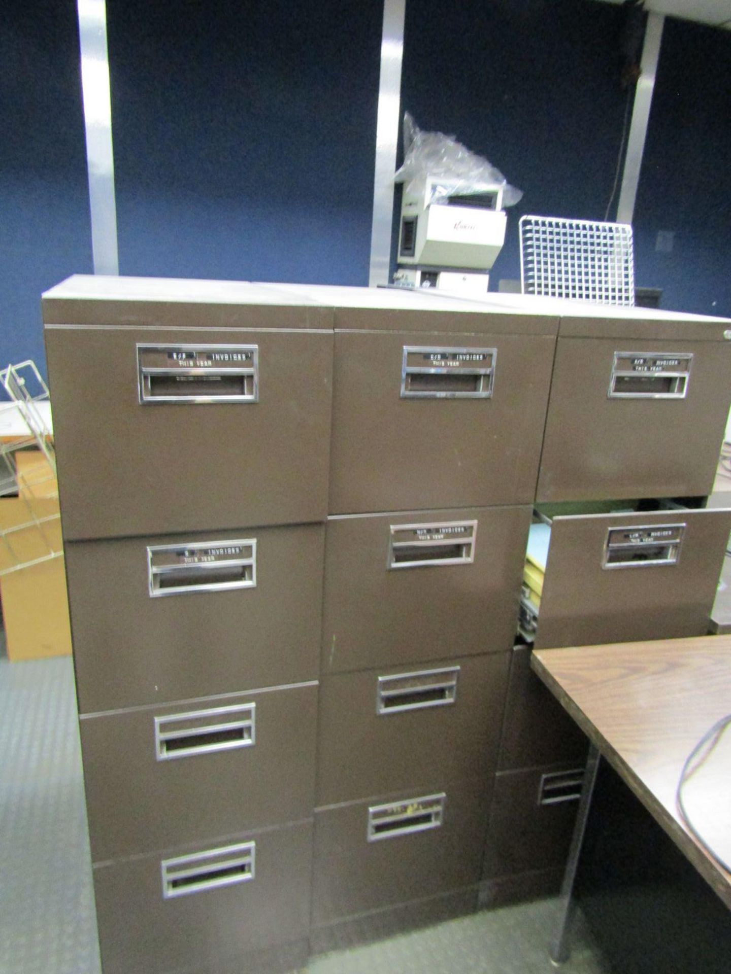 Lot - Remaining Contents of IT Room, to Include: Desks, Chairs, Filing Cabinets, Shelving Units, - Image 5 of 10