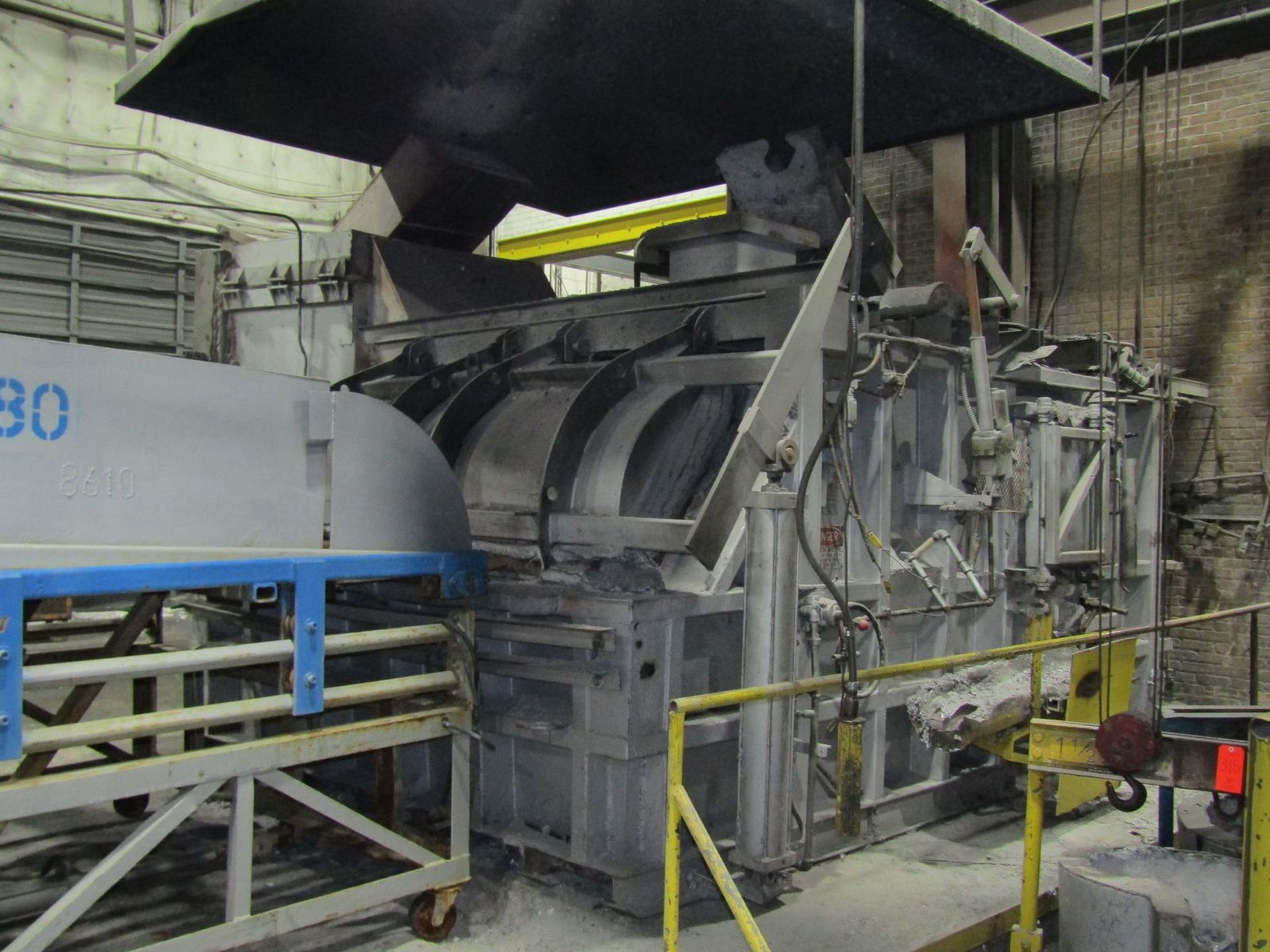 Lindberg/MPH Model 62-ACM-2500 Natural Gas Melting Furnace, S/N: W-1055; Rated at 1,500 degree F - Image 3 of 6